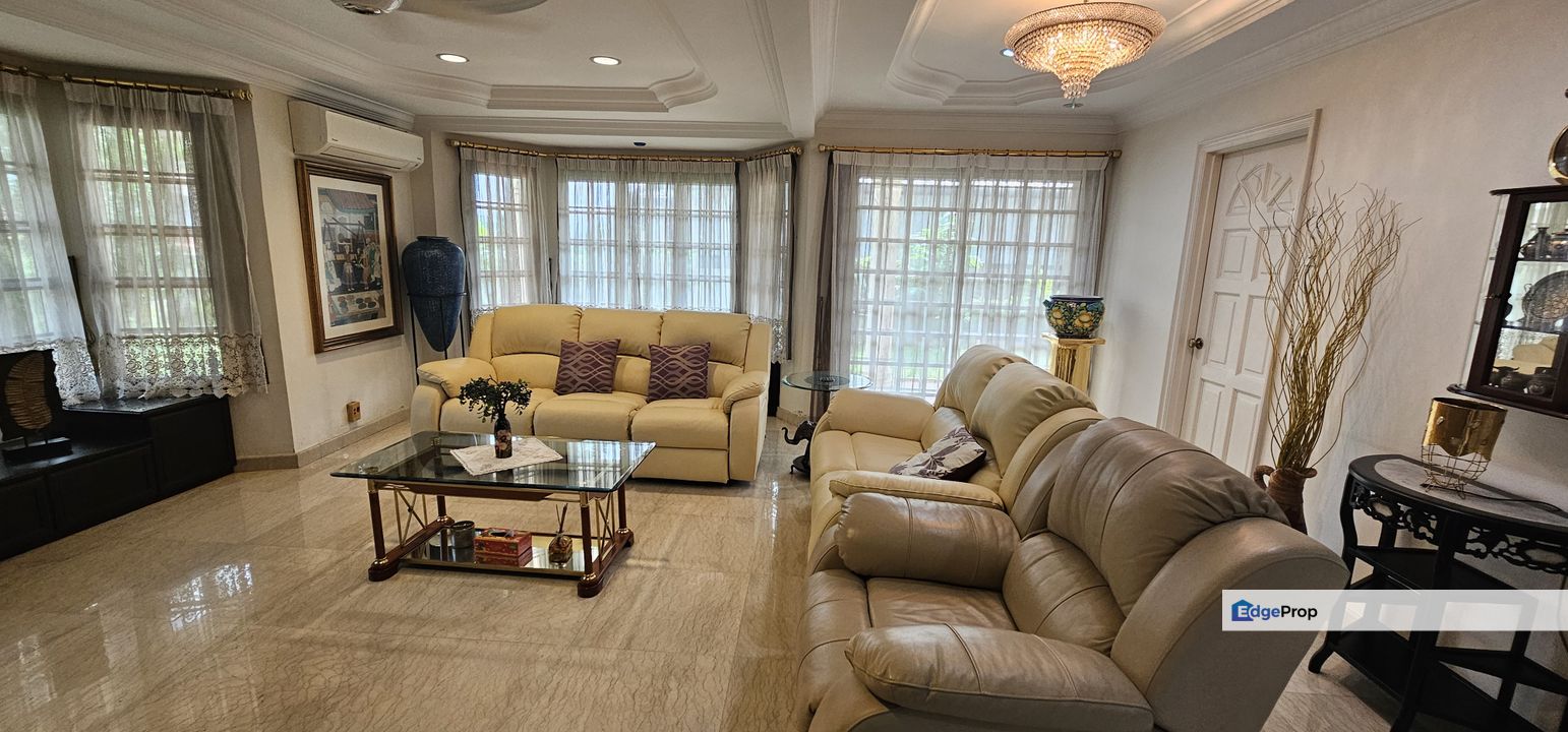 Hot! Renovated Semi D Bungalow in SS 1 Kampung Tunku Freehold for SALE , Selangor, Petaling Jaya