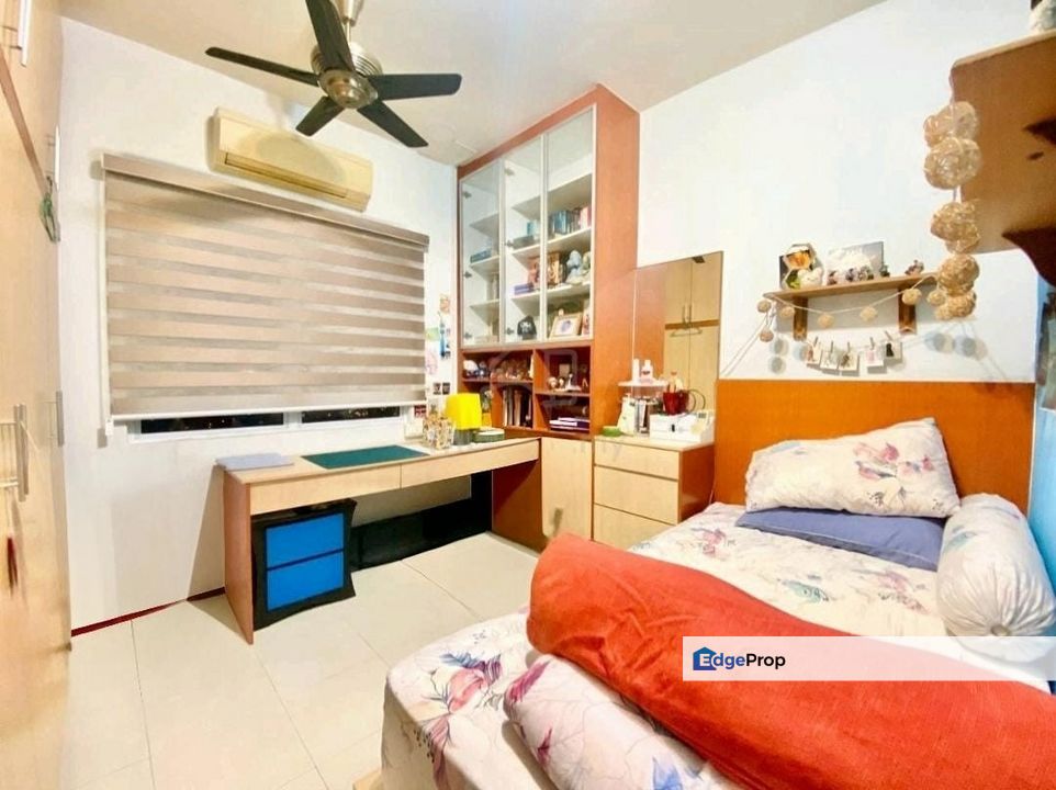 Fully Renovated! Koi Kinrara Service Suites Freehold for Sale, Selangor, Puchong