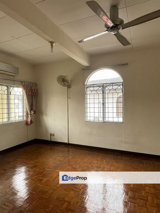 Hot Unit! Endlot USJ 4 Double Storey House Freehold for Sale, Selangor, USJ