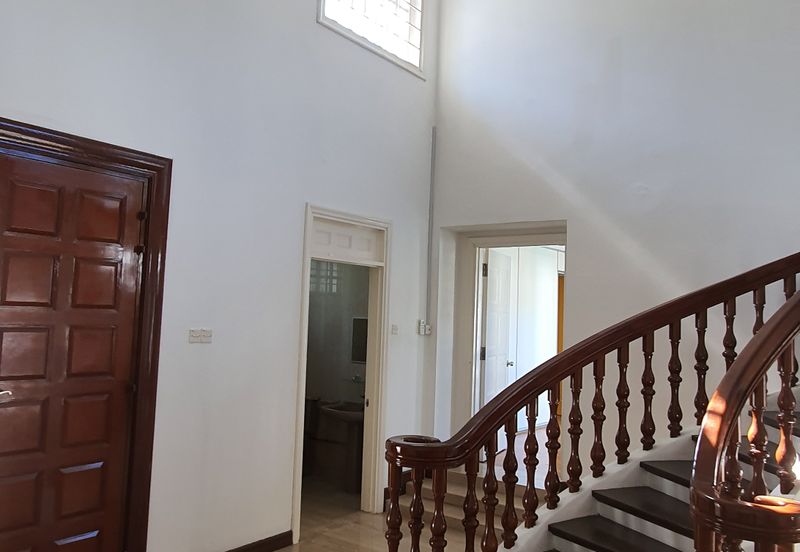 Jalan Taman U Thant 4