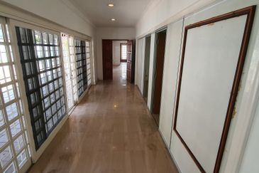 Jalan Taman U Thant 4