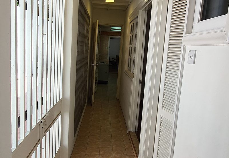 Jalan Taman U Thant 4