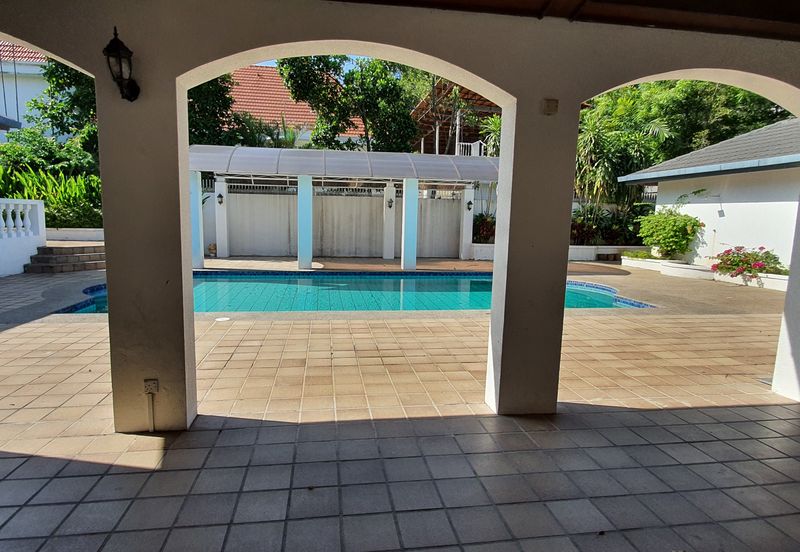 Jalan Taman U Thant 4