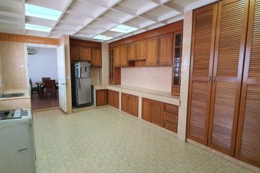 Jalan Taman U Thant 4