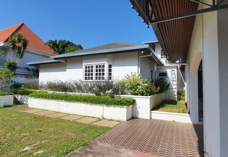 Jalan Taman U Thant 4