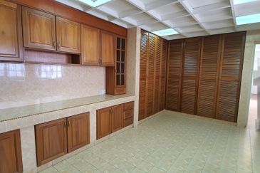 Jalan Taman U Thant 4