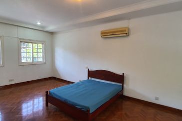 Jalan Taman U Thant 4