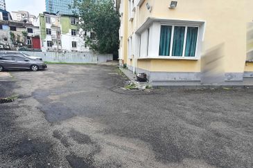 Freehold Residential Land in KL Sentral Brickfields High Traffic For Sale