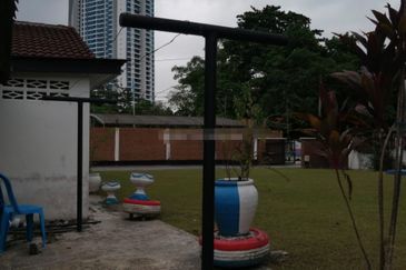 Kampung Datuk Keramat