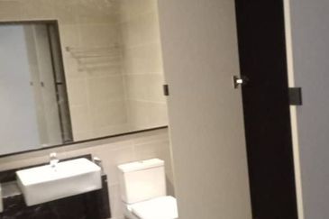 Meridian 101 (M101) Dang Wangi