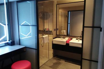 Meridian 101 (M101) Dang Wangi