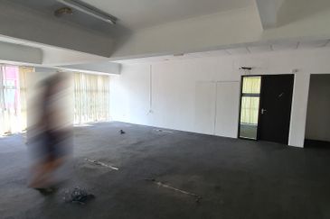 Bukit Jelutong Industrial Park