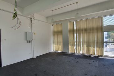 Bukit Jelutong Industrial Park