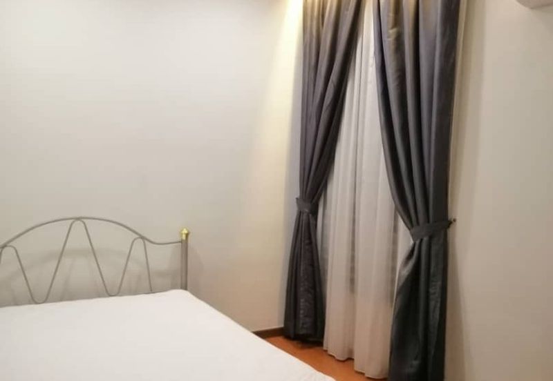 Zefer Hill Residence