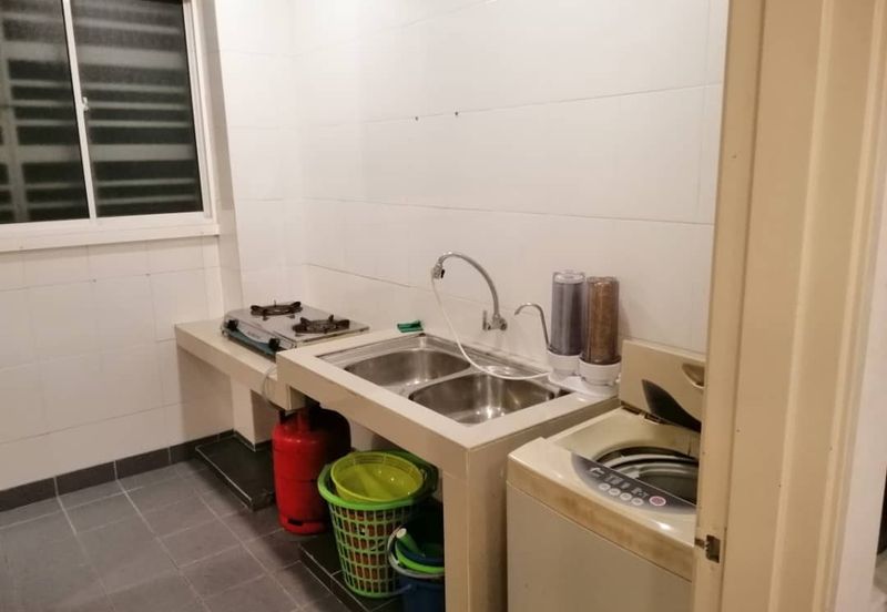 Zefer Hill Residence