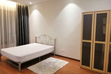 Zefer Hill Residence