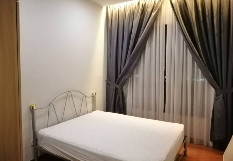 Zefer Hill Residence