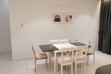 Zefer Hill Residence