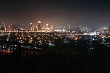 Zefer Hill Residence