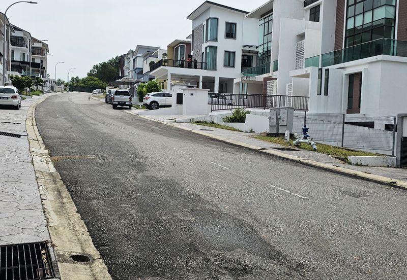 Kingsley Hills @ Putra Heights