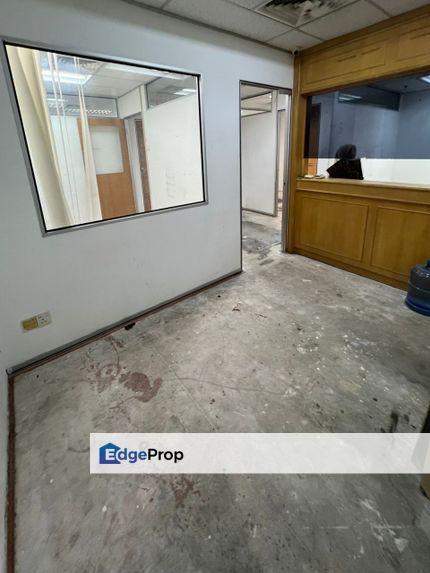 Wisma UOA II Office Partially Renovated Jalan Pinang for Rent, Kuala Lumpur, KLCC