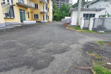 Residential Freehold Land in KL Sentral Brickfields for Sale