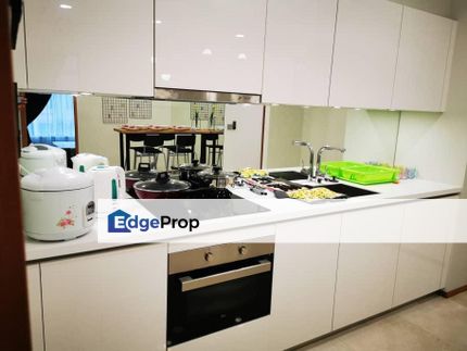 Fully Furnished Sky Suites Klcc Ready Move in For Rent, Kuala Lumpur, KLCC