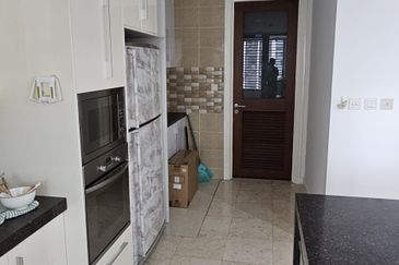 The CapSquare Residences