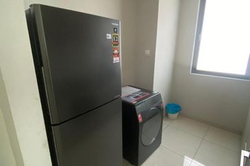 Datum Jelatek Residence