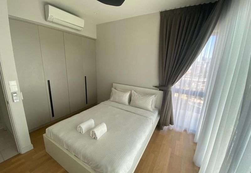 Datum Jelatek Residence