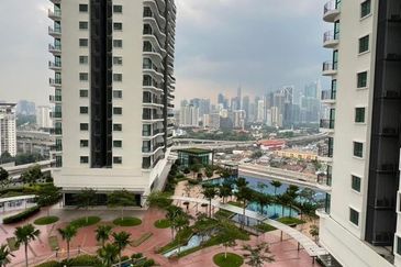 Datum Jelatek Residence