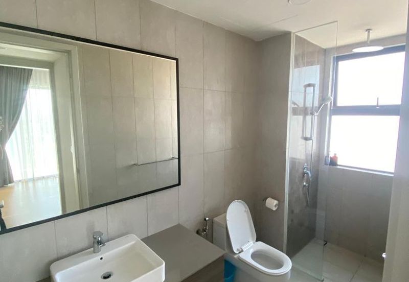 Datum Jelatek Residence