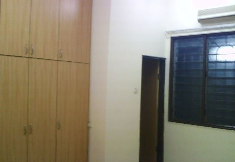 Happy Garden (Taman Gembira)