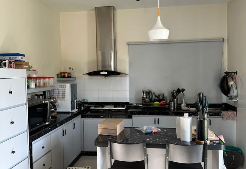 Monet Lily @ Sunsuria City