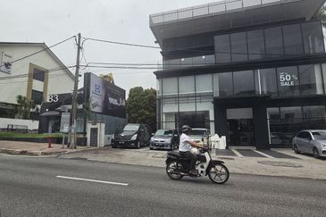 Nadi Bangsar Service Residence