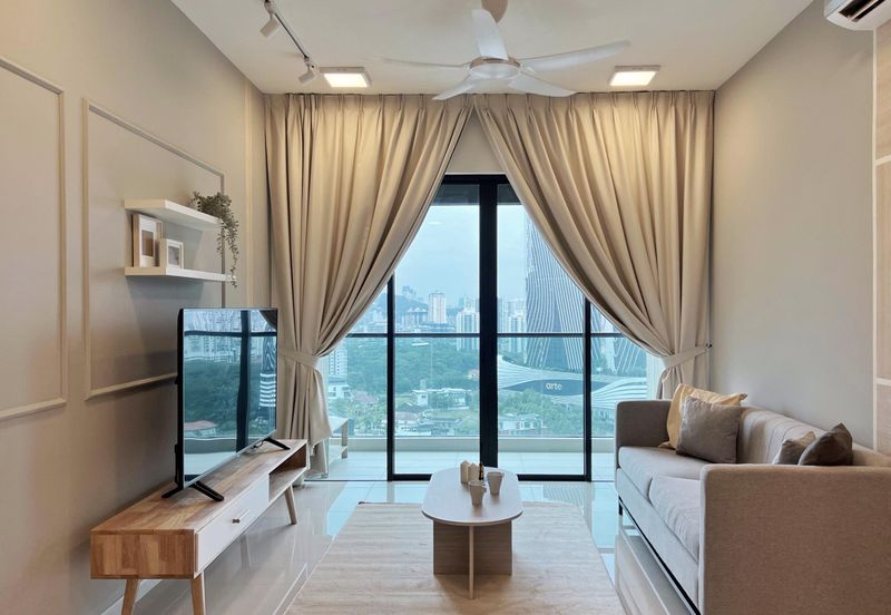 Residensi Solaris Parq