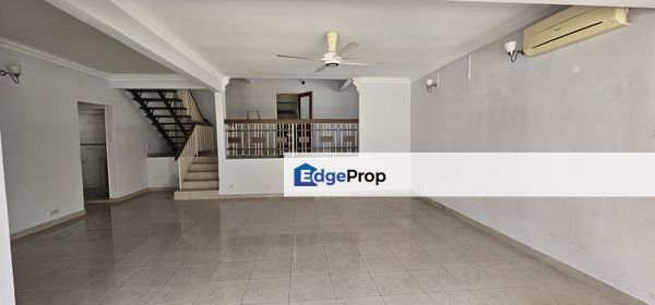 For RENT; Bangsar Bungalow Gated Guarded near Jln Penaga with Land, Kuala Lumpur, Bangsar