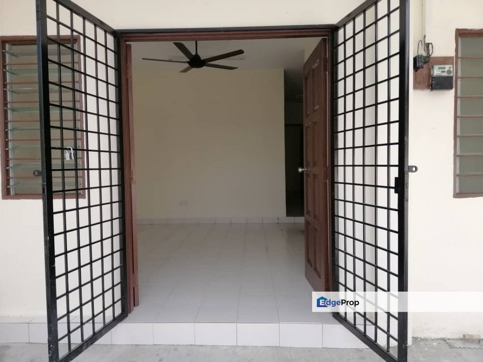 Section 8 Petaling Jaya Single Storey Semi Detached for Rent, Selangor, Petaling Jaya