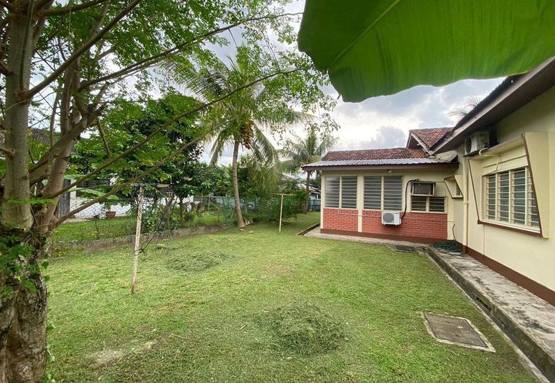 Seksyen 8, Petaling Jaya