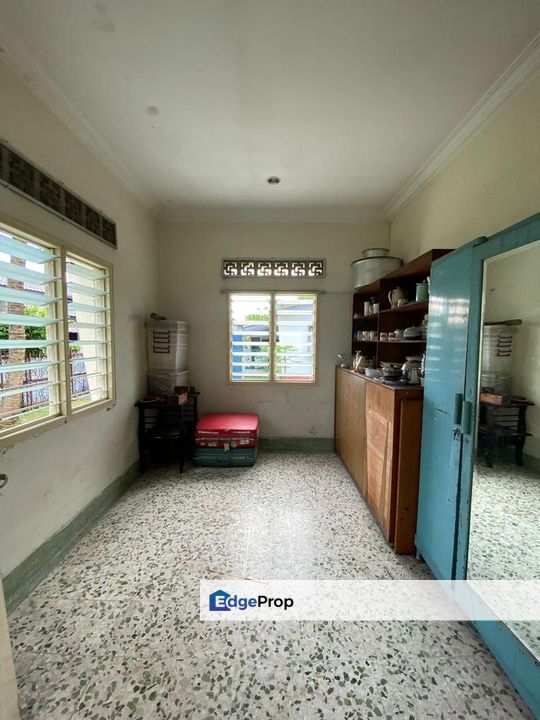 Bungalow in Seksyen 8 Petaling Jaya for Rent, Selangor, Petaling Jaya