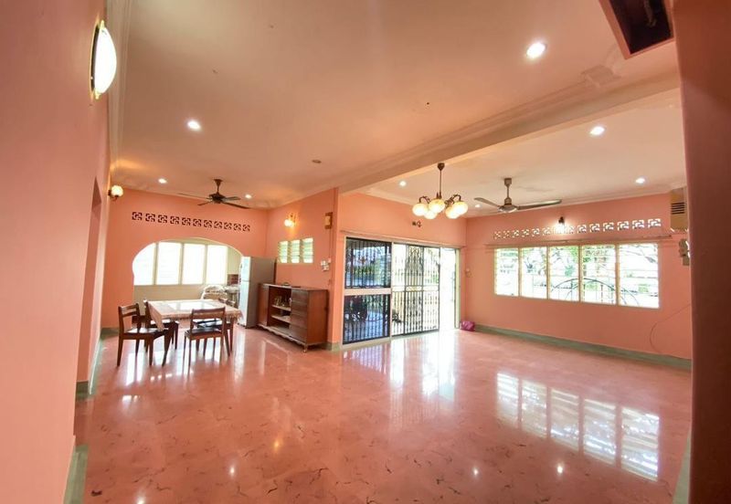 Seksyen 8, Petaling Jaya