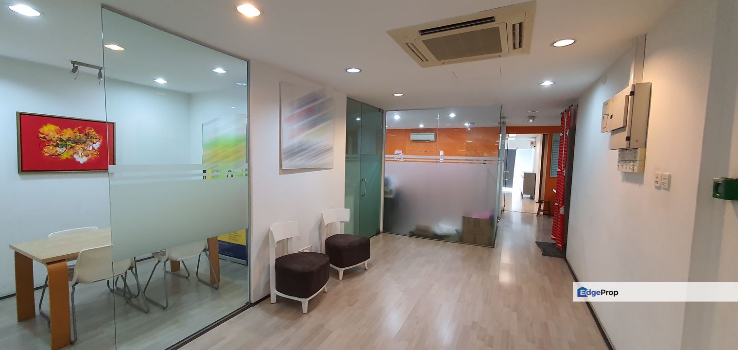 Office in Jaya One Petaling Jaya Renovated for Sale, Selangor, Petaling Jaya
