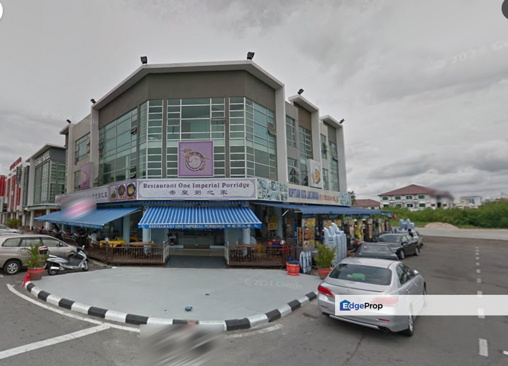 Hotel in Melaka City Three Adjoining Shoplots for Sale, Melaka, Melaka Raya