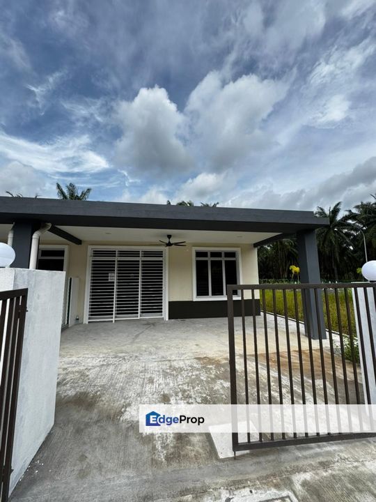 Semi Detached House in Taman Langat Idaman for Rent, Selangor, Sepang