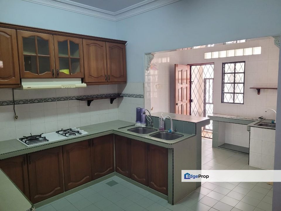 Taman Wawasan 2 Pusat Bandar Puchong Near School for Sale, Selangor, Puchong