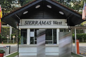 Sierramas West