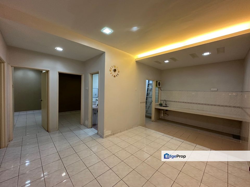 Sri Cassia Apartment Pusat Bandar Puchong Ground Floor For Sale, Selangor, Bandar Puteri Puchong