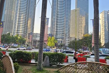 Menara Avenue (Menara Promenade)