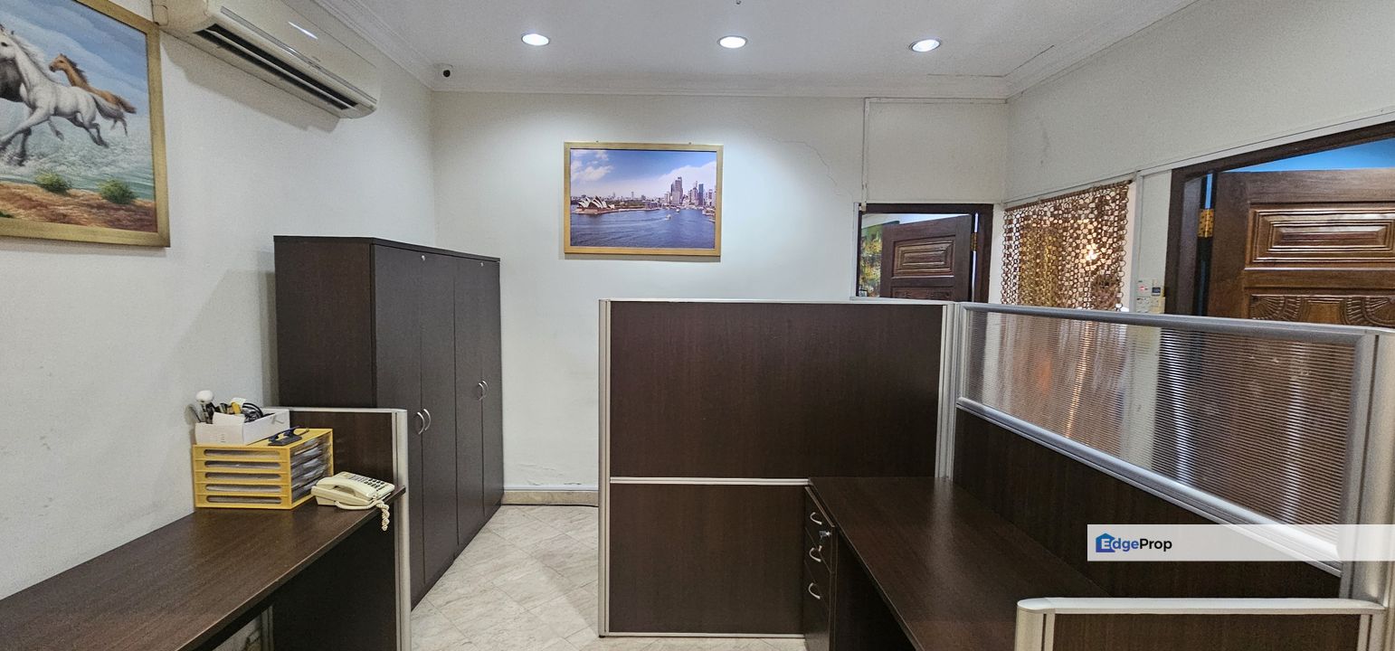 Beautifuly Renovated Bangsar One and Half Storey for Sale, Kuala Lumpur, Bangsar