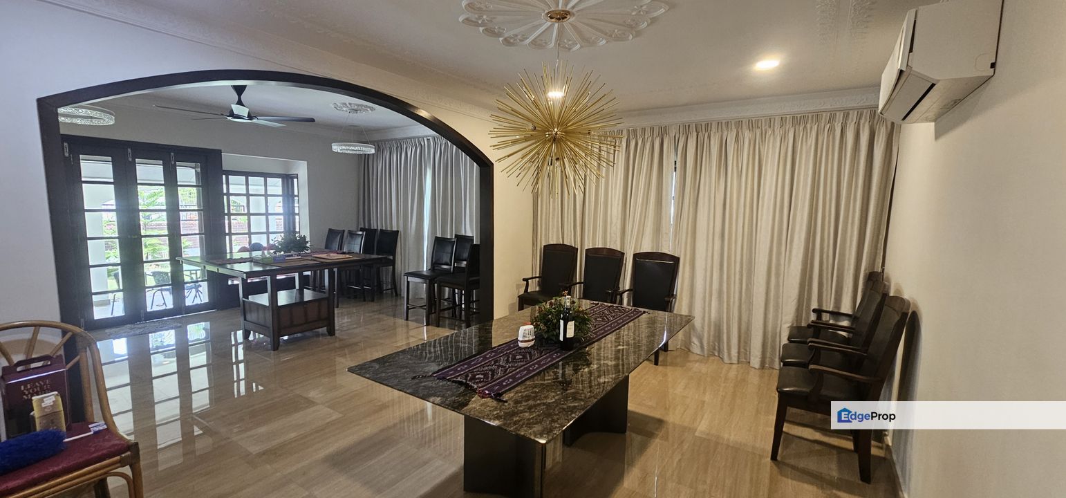 Beautiful Bungalow in Petaling Jaya Seksyen 22 For Rent, Selangor, Petaling Jaya